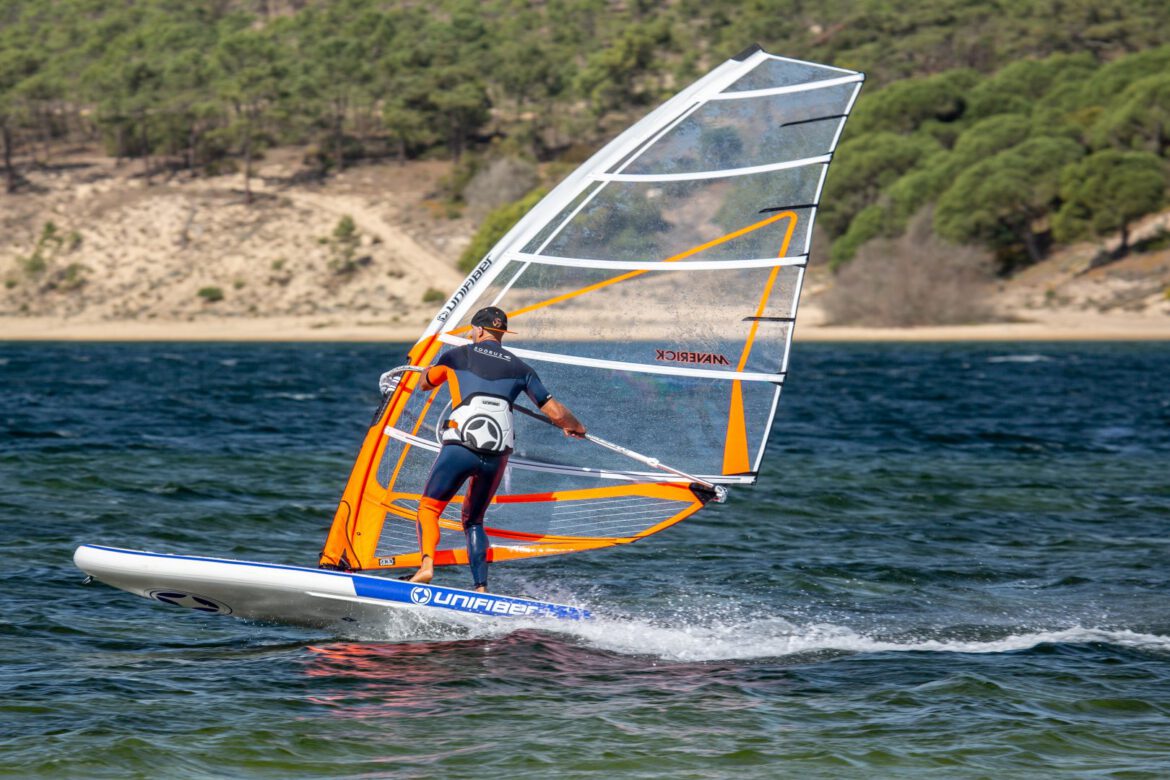 Windsurfing – A Beginner’s Guide to Getting Started